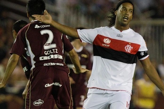 Flamengo sai na frente, mas cede o empate ao Lanús na Libertadores