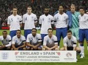 Inglaterra troca de uniforme após 8 jogos e enfurece torcedores