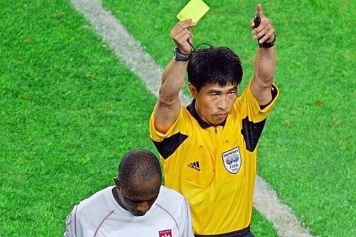 Juiz que apitou na Copa é condenado a mais de cinco anos de prisão