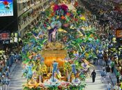 Candidata ao bicampeonato, Beija-Flor será a sexta escola a desfilar neste doming