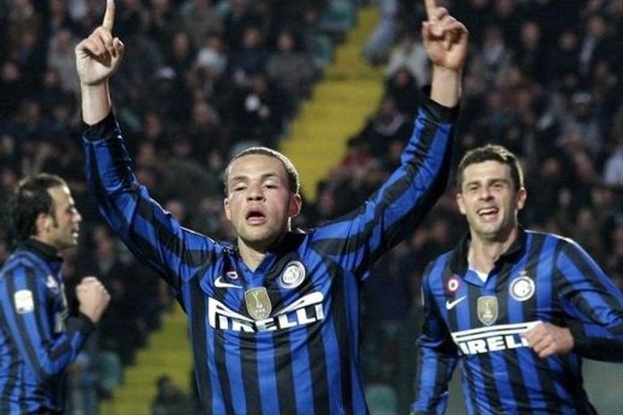 Atacante da Inter pega três jogos de suspensão por cusparada