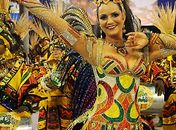 Musa passou mal durante desfile