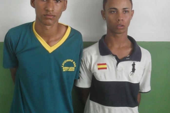 Jovens estavam em atitude suspeita