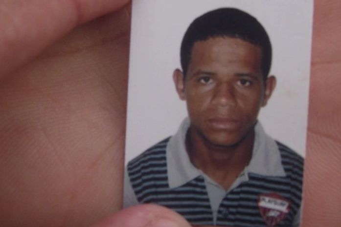 Chefe dos seguranças é morto no primeiro dia de folia.