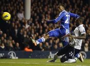 Jogadores do Chelsea ouvem cantos racistas na chegada a Nápoles