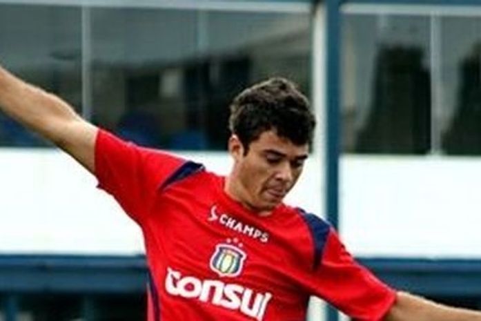 CRB acerta com meia do futebol paulista