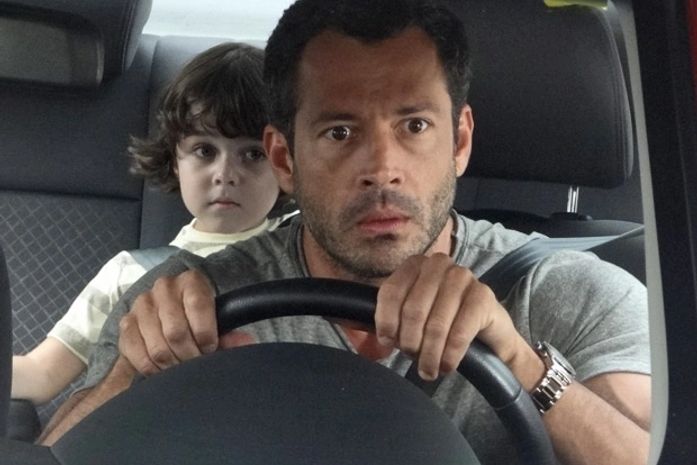 Quinzé leva um susto ao ver a loira misteriosa com Ferdinand