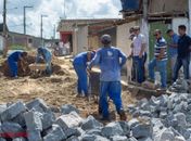 Prefeito marcou presença no início da obra que vai garantir satisfação e melhor condições de vida para o povo local
