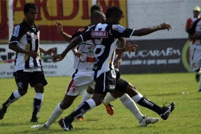 ASA segura empate diante do Corinthians e se garante na final