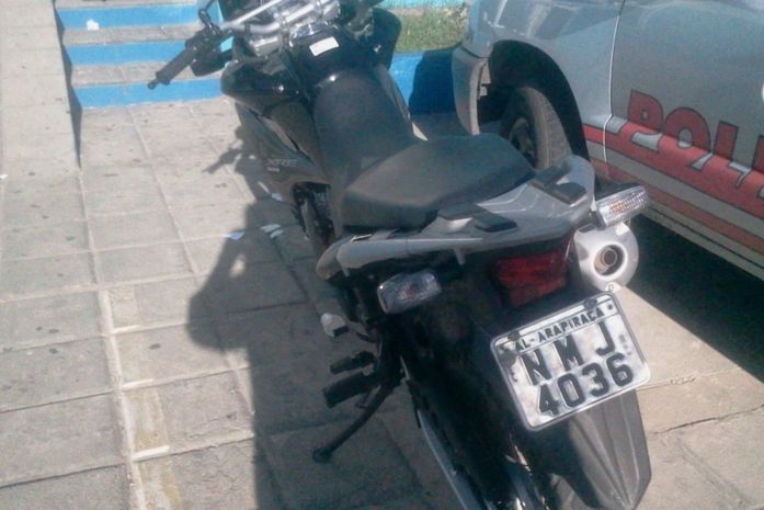 Moto apreendida por militares do 1º BPM