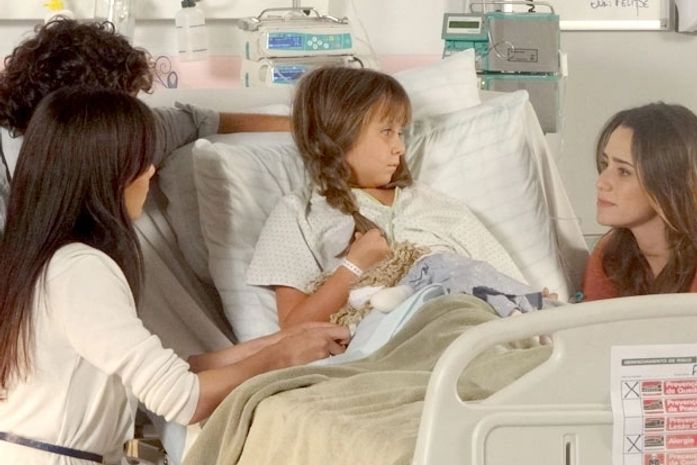 Júlia é o elo que une Rodrigo, Ana e Manu