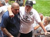 Russão, ex-líder de torcida do Botafogo, morre aos 62 anos