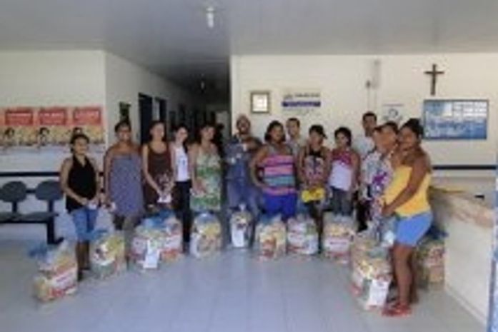 Distribuição cestas básicas