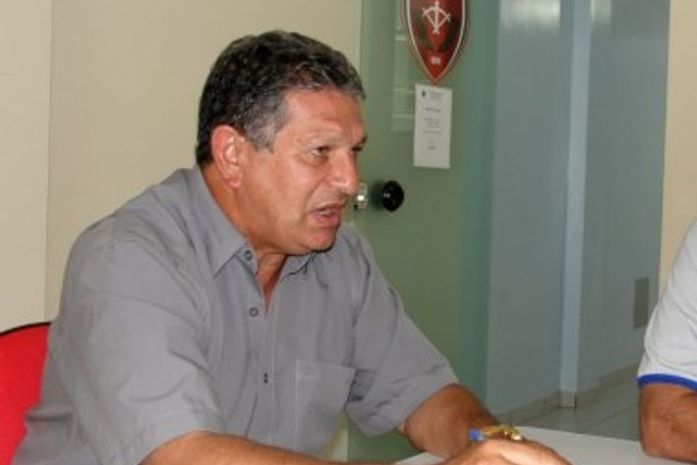 Ubirajara Veiga é o novo técnico do Serrano