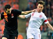 Com gol nos acréscimos, Holanda vence a Inglaterra em Wembley