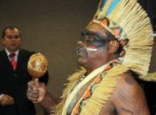 Índios recebem comida estragada durante Cúpula dos Povos