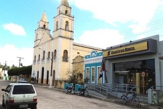 Adolescente é vítima de estelionatário dentro de agência bancária