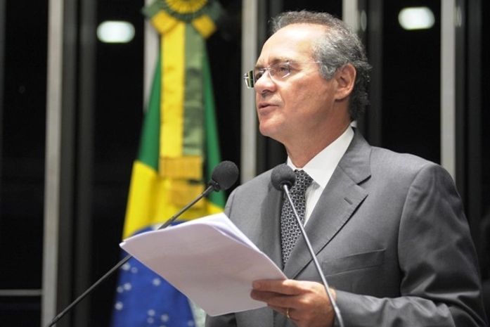 No plenário, Renan anuncia propostas aprovadas pela bancada de seu partido para este ano