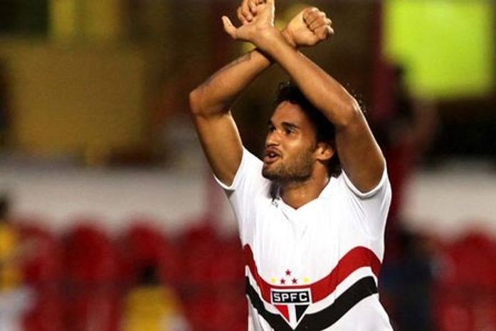 Sob comando do alagoano Willian José, São Paulo vence o Guará no Morumbi