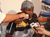 Artilheiro do Alagoano renova contrato até dezembro de 2013