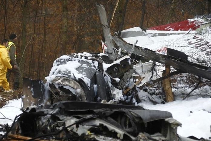 Avião de pequeno porte bate e mata ao menos 3 na Alemanha