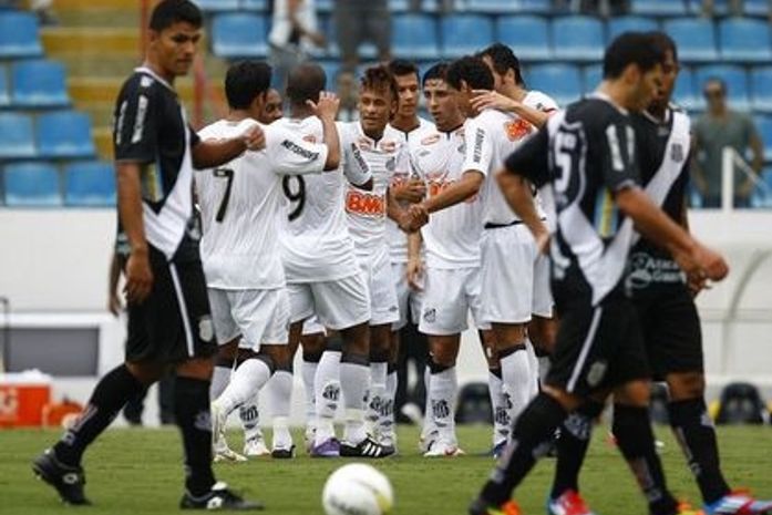 Santos cai para 8º em ranking de clubes da IFFHS; Barça segue líder