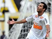 Santos vence "mistão" do Corinthians e alcança a segunda posição