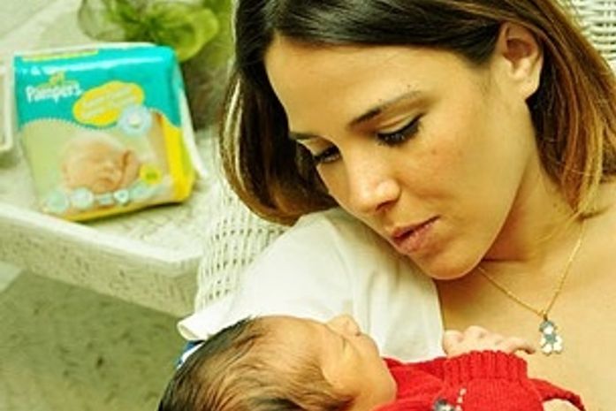 Wanessa festeja dois meses do filho e planeja segundo DVD