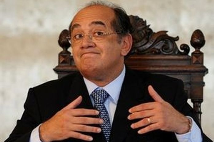 Ministro critica ex-presidente Lula e fala em enfraquecer STF