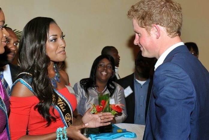 Miss encontra príncipe Harry: 'Casaria com ele'