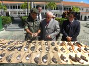 O Corregedor James Magalhães de Medeiros, durante a realiação de entrega de armas ao Exército. 