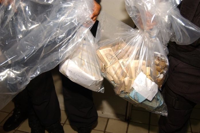 Defesa vê ‘equívoco’ em prisão: "contagem de cheques foi rudimentar"