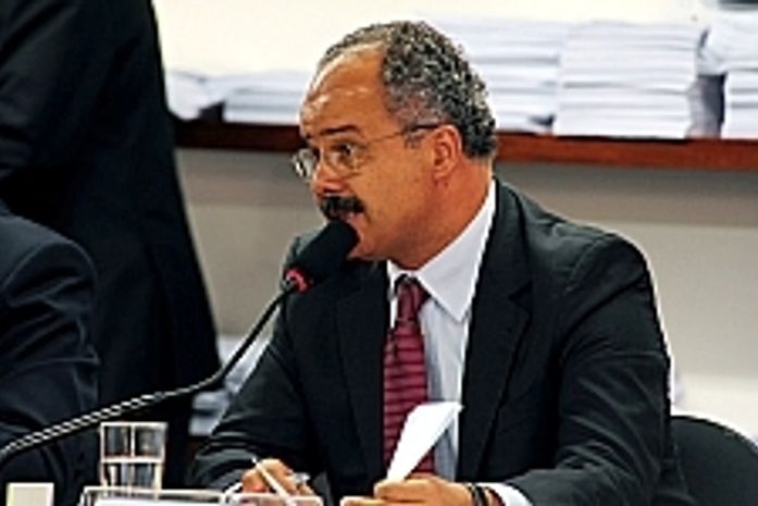 Lei Geral da Copa libera cerveja e feriado em jogos do Brasil