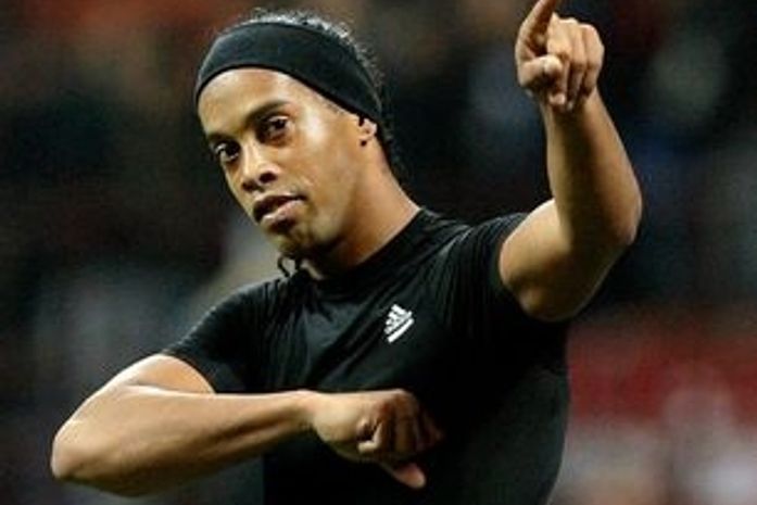 Com agência do Fenômeno à frente, Fla está perto de fechar patrocínio