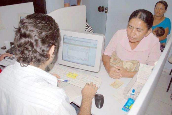 Bolsa Família: usuários com cartão bloqueado devem se recadastrar