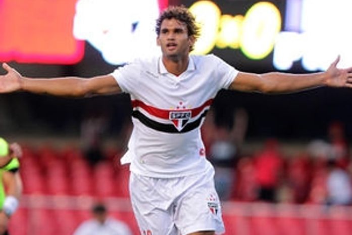 São Paulo vai esperar para renovar com alagoano Willian José