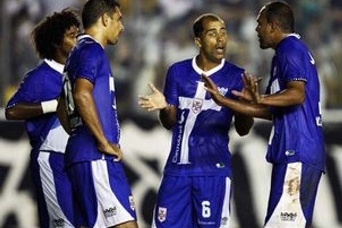 Felipe diz que fica no Vasco e rechaça clima ruim no clube