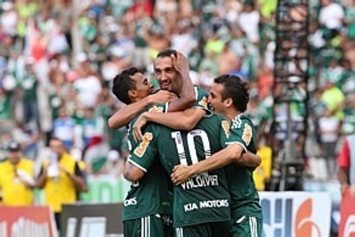 Palmeiras goleia o Botafogo por 6 a 2 e volta à vice-liderança no Paulista