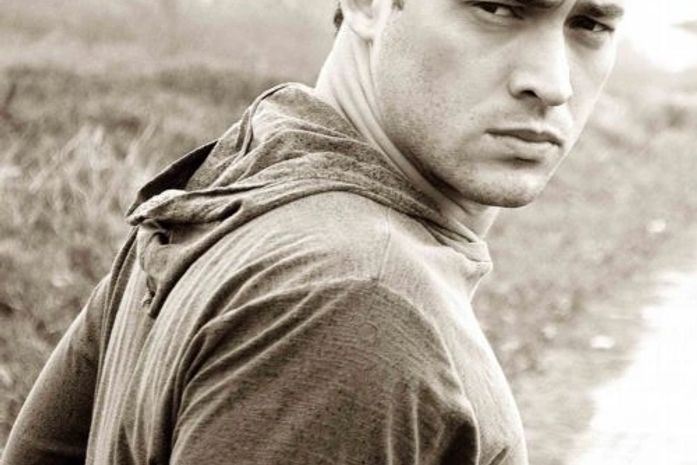 Rodrigo Andrade, gay de 'Insensato', volta como vilão em 'Gabriela'