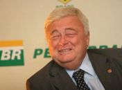 Ricardo Teixeira renuncia à CBF e também deixa comitê da Copa-2014
