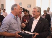 “Embaixador” Felipão é homenageado em Maceió