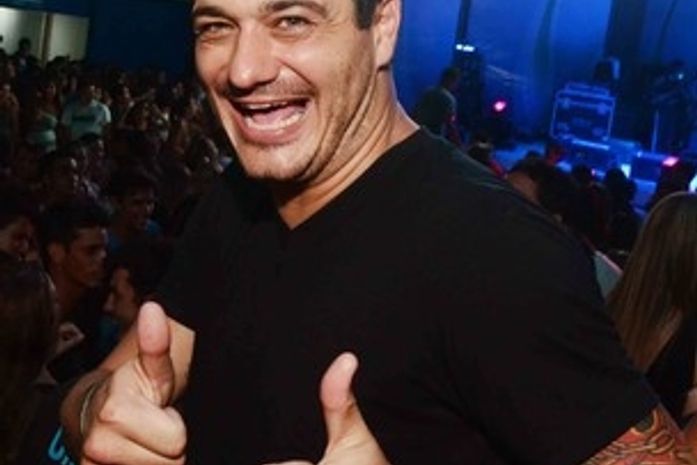 Ex-BBB Rafa diz que não vai engatar romance com Renata