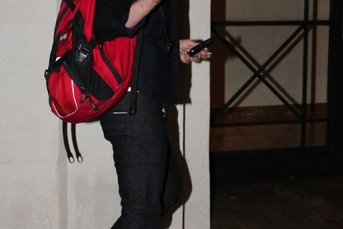 Reynaldo Gianecchini chega a teatro em São Paulo para reestreia de peça