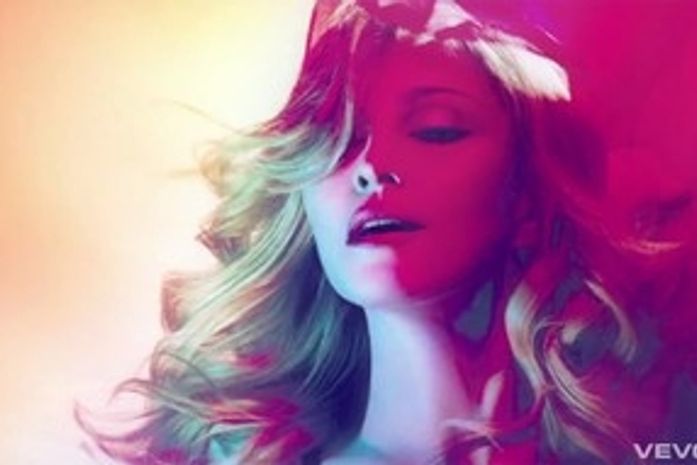 Cai na rede prévia de 'Superstar', nova música de Madonna, diz site