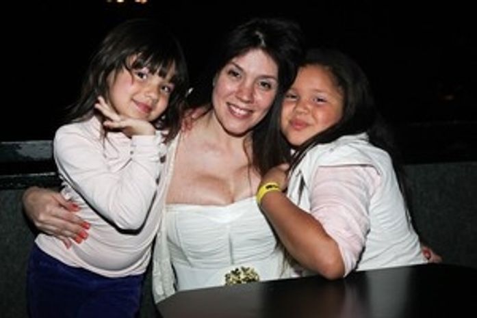 Simony nega separação do marido: 'as coisas estão indo superbem'