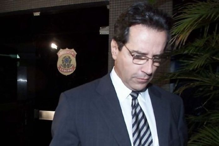 Luiz Estevão é acusado de lavagem de dinheiro no Brasiliense