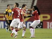 Damião dá show, Inter faz 5 no The Strongest e lidera grupo