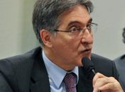 Procuradoria denuncia ministro Fernando Pimentel ao STF