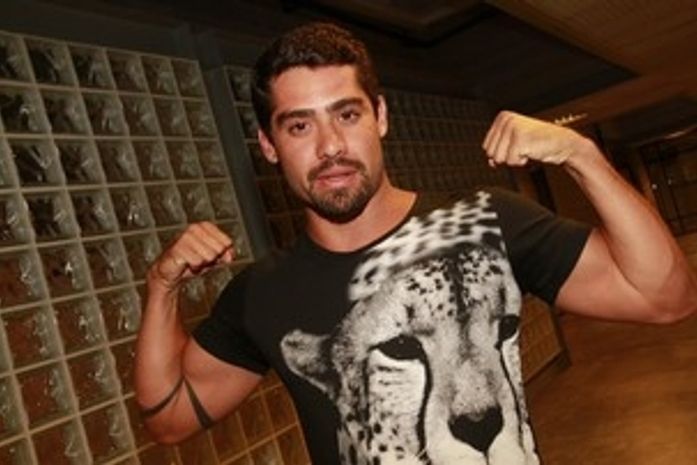 Ex-BBB Yuri quer virar lutador de UFC, diz jornal