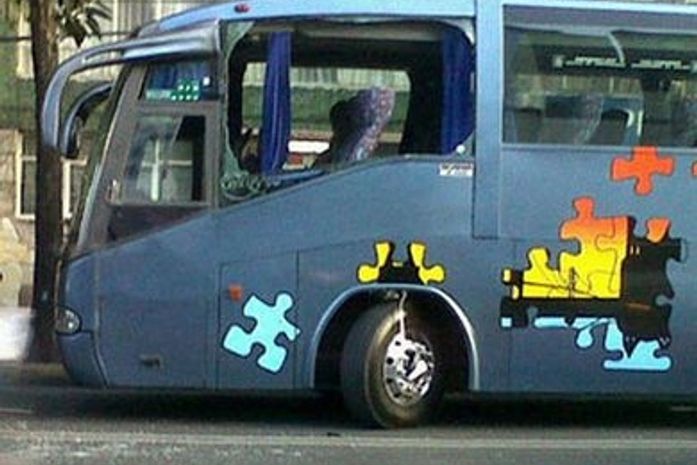 Vândalos do Cruz Azul tentam agredir corintianos